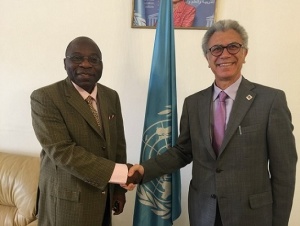 visite du DG du CICIBA au siège de l'UNESCO-Libreville3